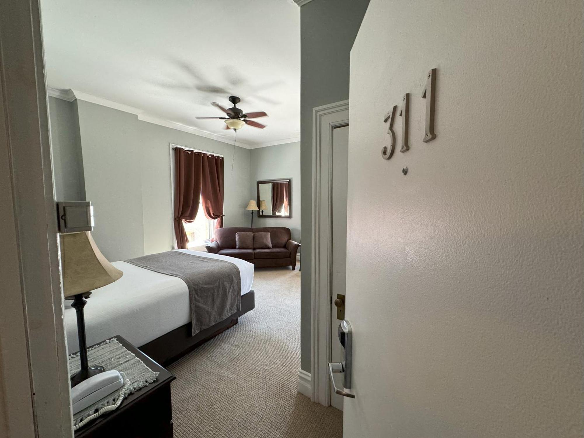 The Continental Hotel Centerville Luaran gambar